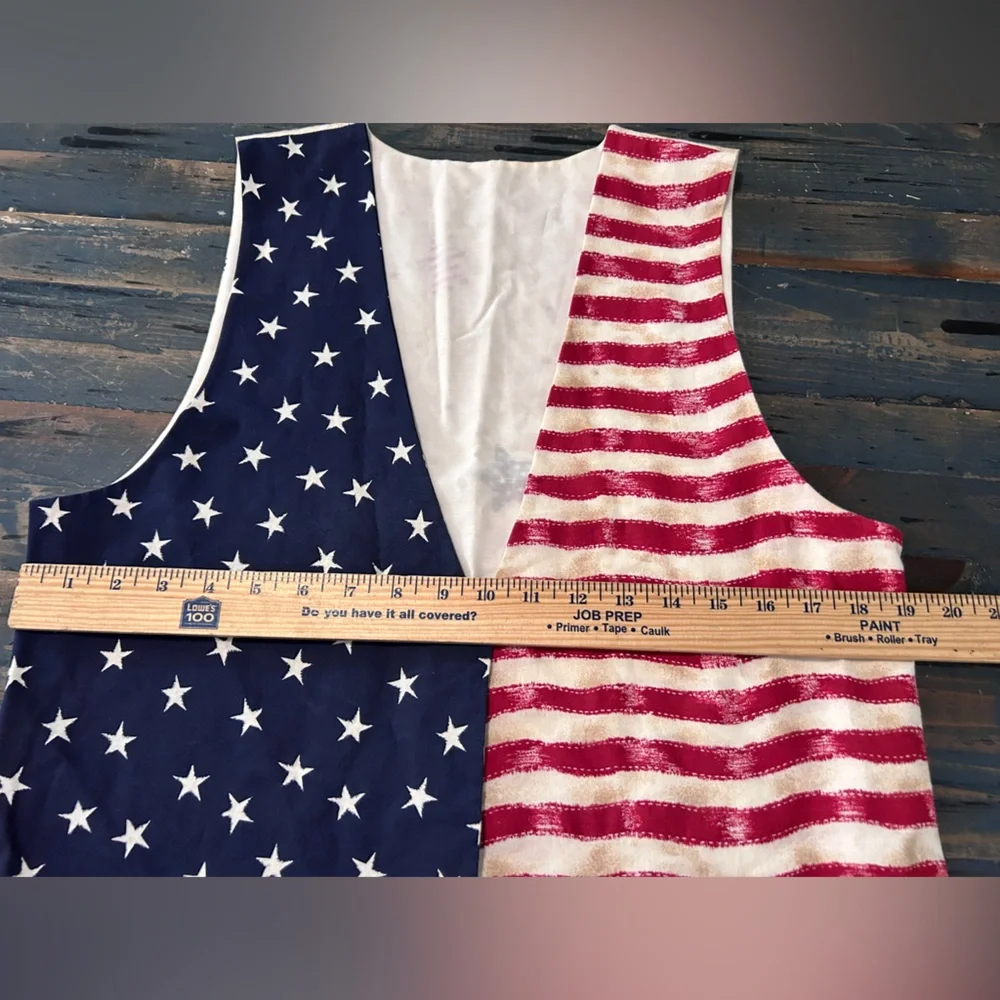 Patriotic American Flag Stars and Stripes Vest Red White Blue Medium / Large